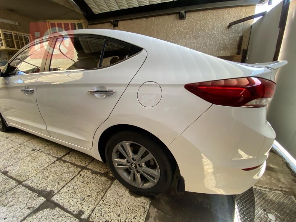 هیوندای ئەلەنترا